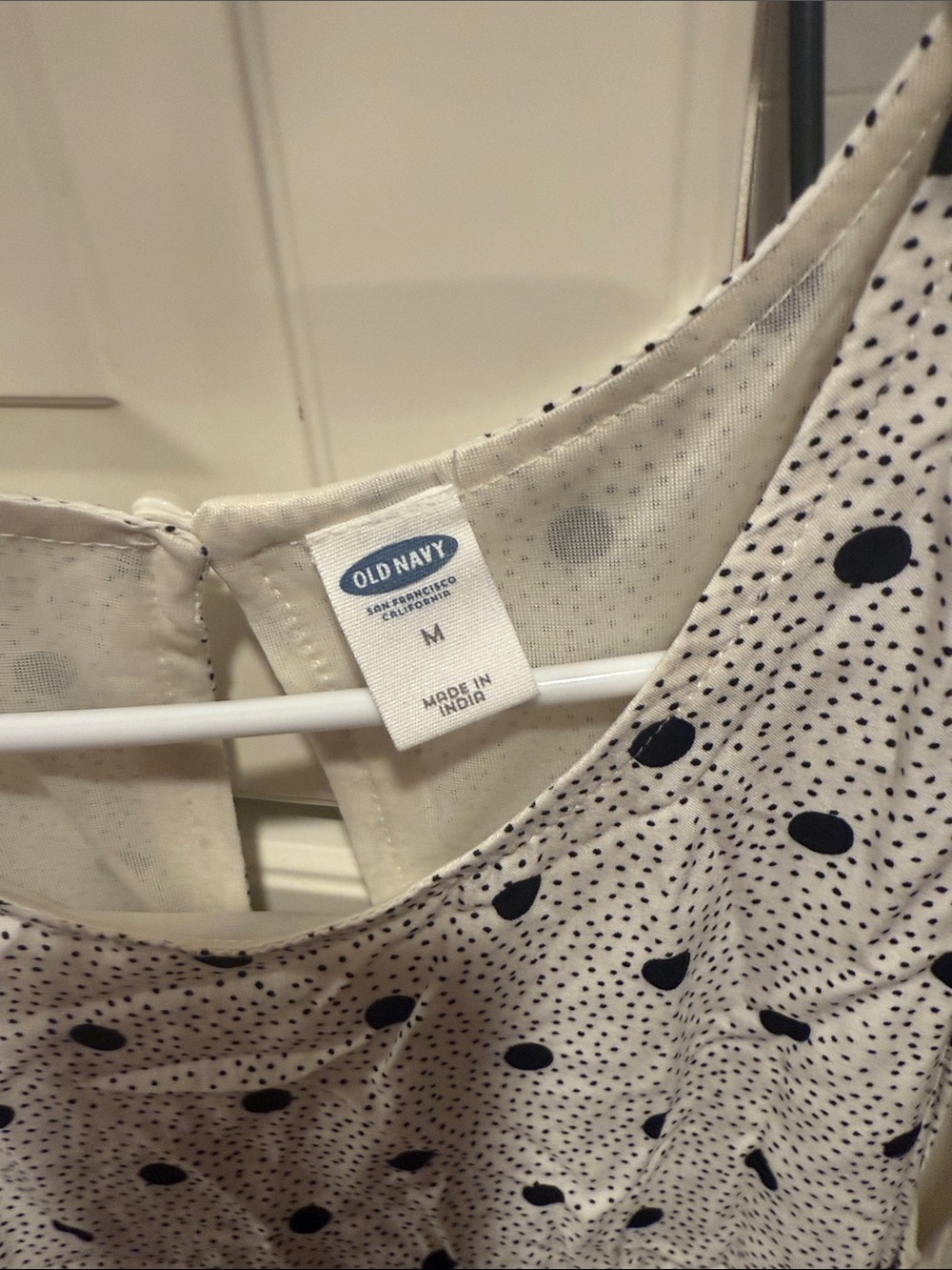 Old navy Polka Dot Sleeveless White Dress size medium 7:28 - Picture 2 of 2